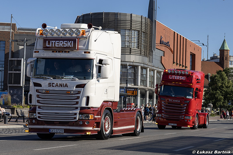 IMG_0968 Scania R Literski PMS26.jpg