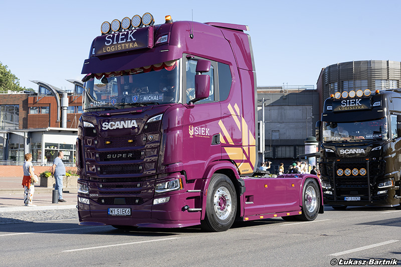 IMG_0988 Scania S Siek PMS26.jpg