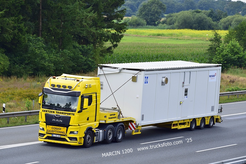 _DSC8893 GERTZEN TRANSPORTE-crop-MAN TGX II.JPG