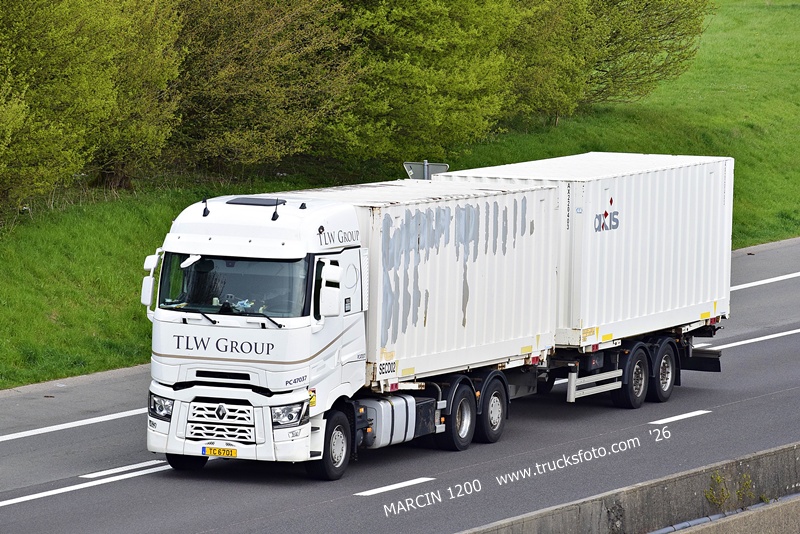 _DSC5725 TLW GROUP-crop-RANGE T.JPG