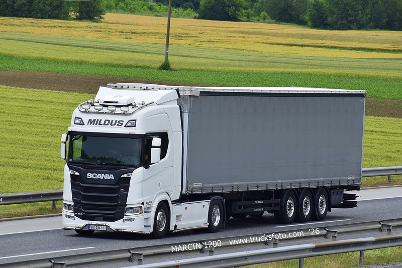 _DSC8189 MILDUS-crop-SCANIA R450 NG.JPG