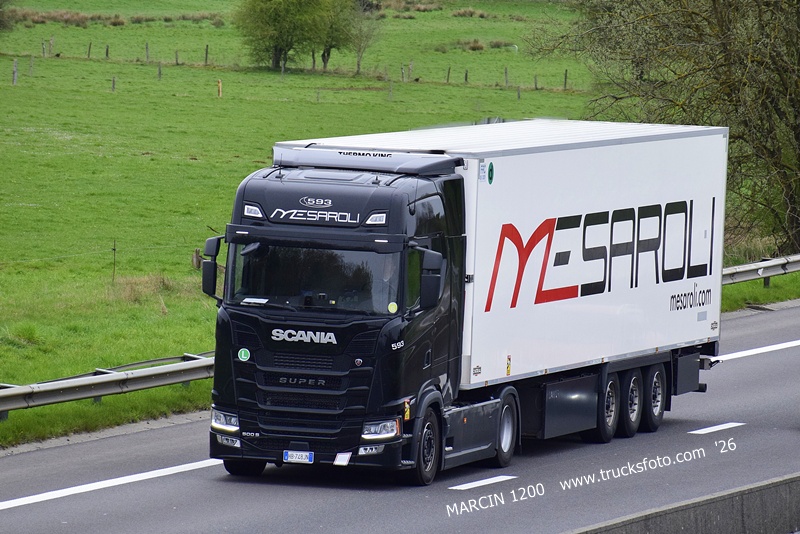 _DSC4772 MESAROLI-crop-SCANIA S500.JPG