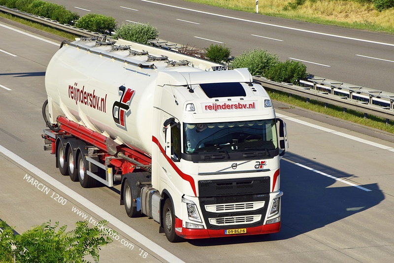 _DSC9309 Reijnders-crop-VOLVO FH4.JPG