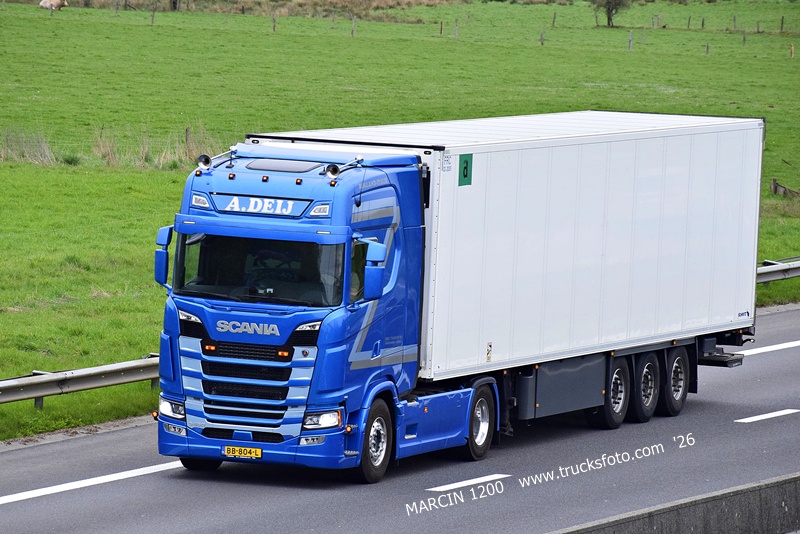 _DSC4709 A.DEIJ-crop-SCANIA S460.JPG