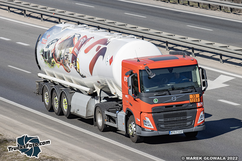 Volvo FM Orlen.jpg
