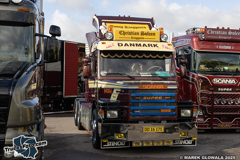 Scania 143H 500 Christian Soleen.jpg