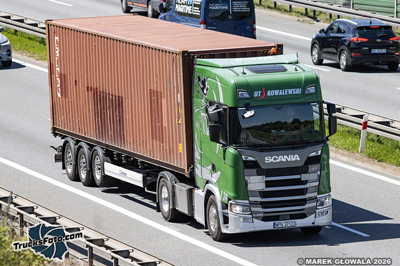 Scania S450 UT Kowalewski.jpg