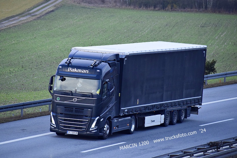 _DSC9435 PAKMAN-crop-VOLVO FH5.JPG