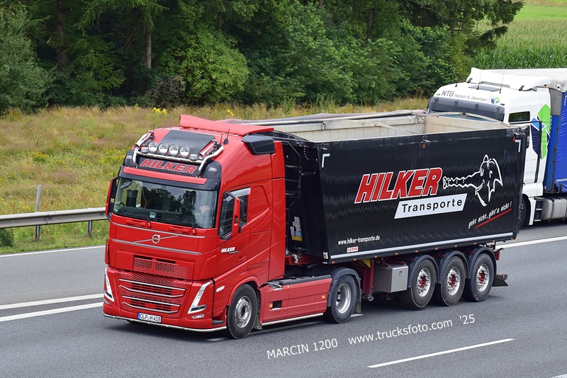 _DSC9082 HILKER-crop-VOLVO FH5.JPG