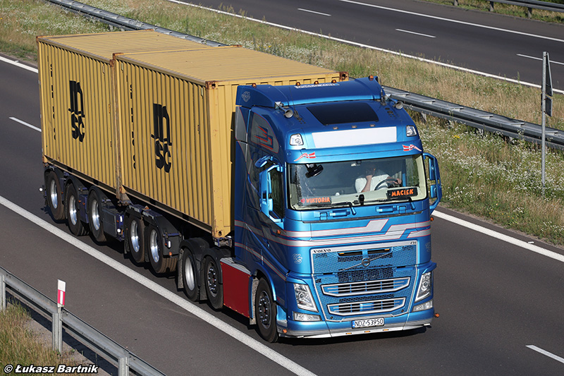 IMG_0389 Volvo FH4.jpg