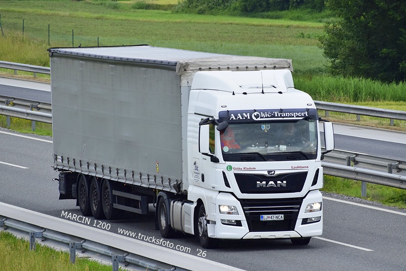 _DSC8156 AAM-crop-MAN TGX.JPG