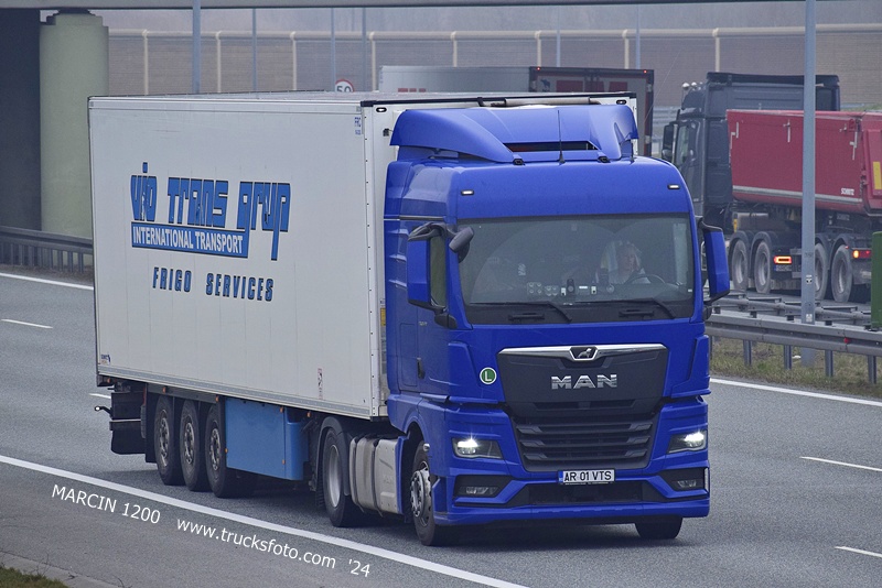 _DSC00011 (59) VIO TRANS GRUP-crop-MAN TGX II.JPG