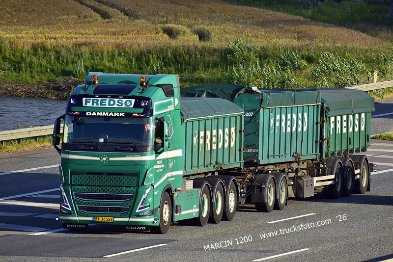 _DSC0530 FREDSO-crop-VOLVO FH5 - 25,25m.JPG