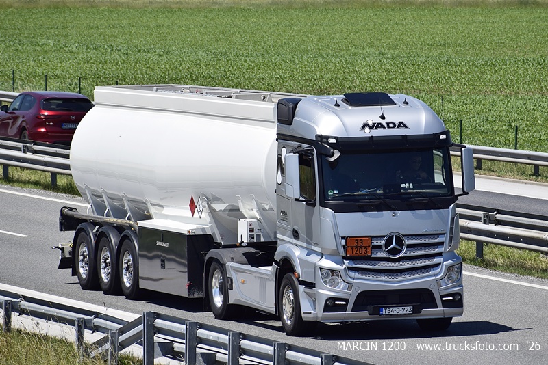 _DSC9168 NADA TRANSPORT-crop-ACTROS.JPG