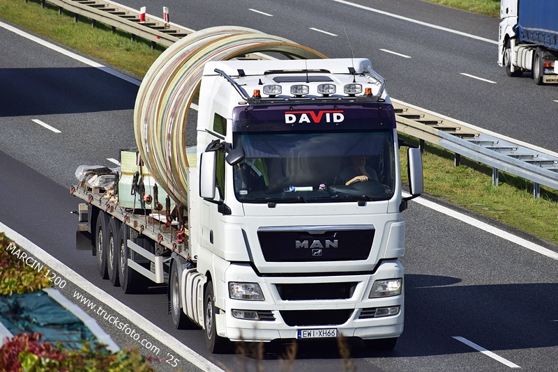 _DSC2272 DAVID-crop-MAN TGX.JPG