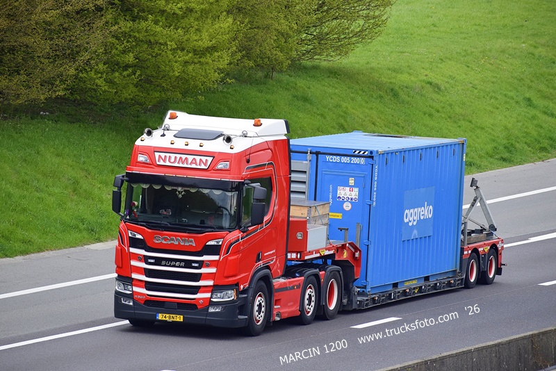 _DSC5909 NUMAN-crop-SCANIA R520 V8.JPG
