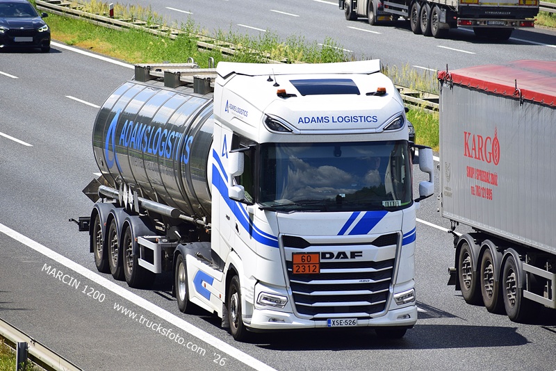 _DSC0243 ADAMS LOGISTICS-crop-DAF XG+.JPG