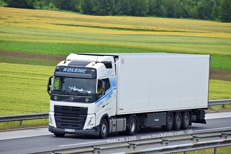 _DSC8200 KOLENC-crop-VOLVO FH5.JPG