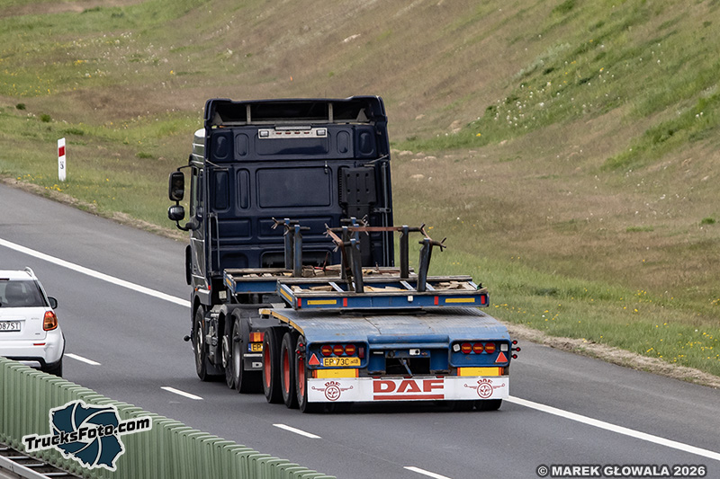 DAF XF105.jpg