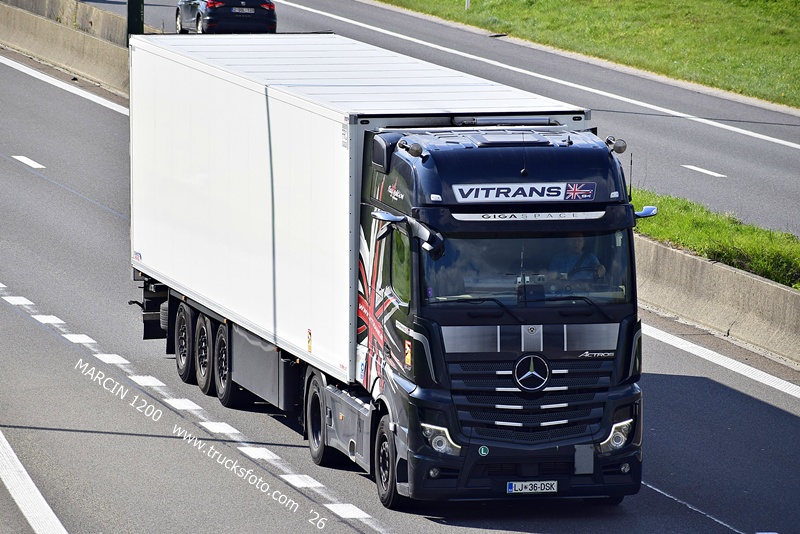 _DSC6641 VITRANS-crop-ACTROS MP5 GIGA SPACE.JPG