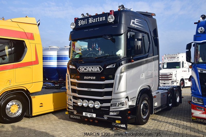 _DSC1302 PHIL BARTON-crop-SCANIA S500.JPG