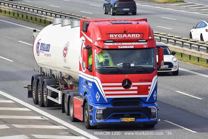 _DSC0932 RYGAARD-crop-ActrosL ProCabin.JPG