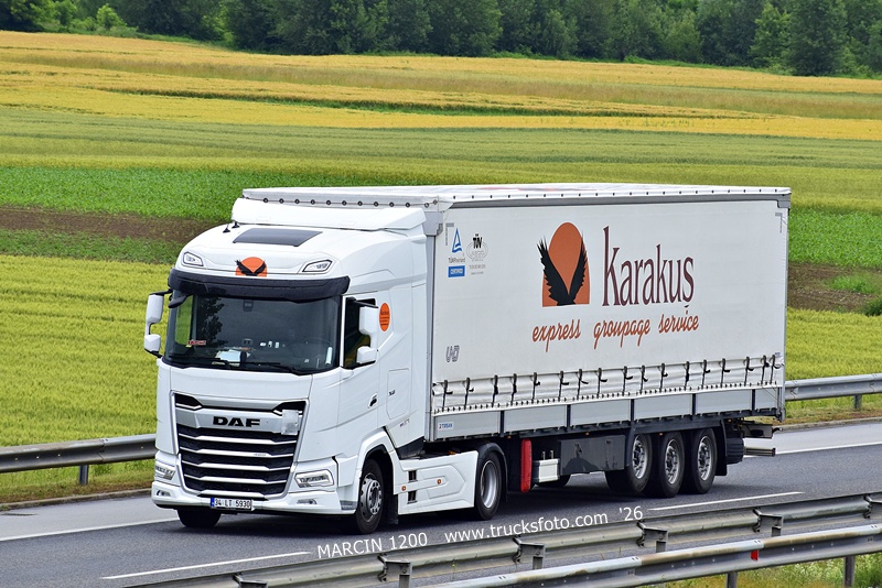 _DSC8500 KARAKUS-crop-DAF XG.JPG