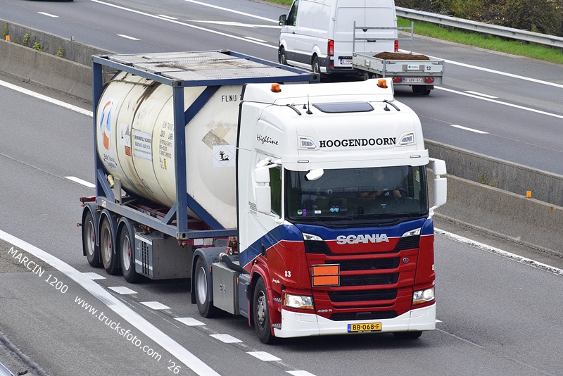 _DSC5376 HOOGENDOORN-crop-SCANIA R420 NG.JPG