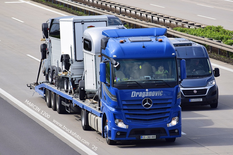 _DSC4953 DRAGANOVIC-crop-ACTROS.JPG