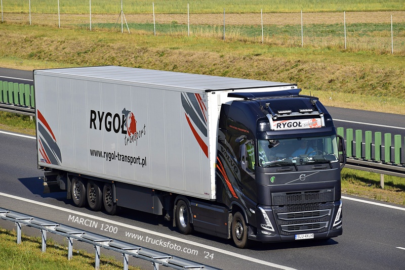 _DSC00011 (1646) RYGOŁ-crop-VOLVO FH5.JPG