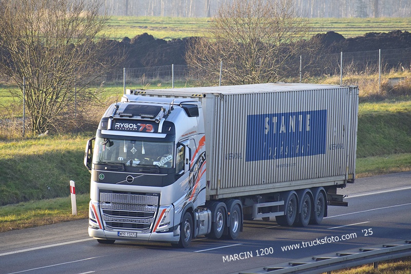 _DSC8966 RYGOŁ-crop-VOLVO FH5.JPG