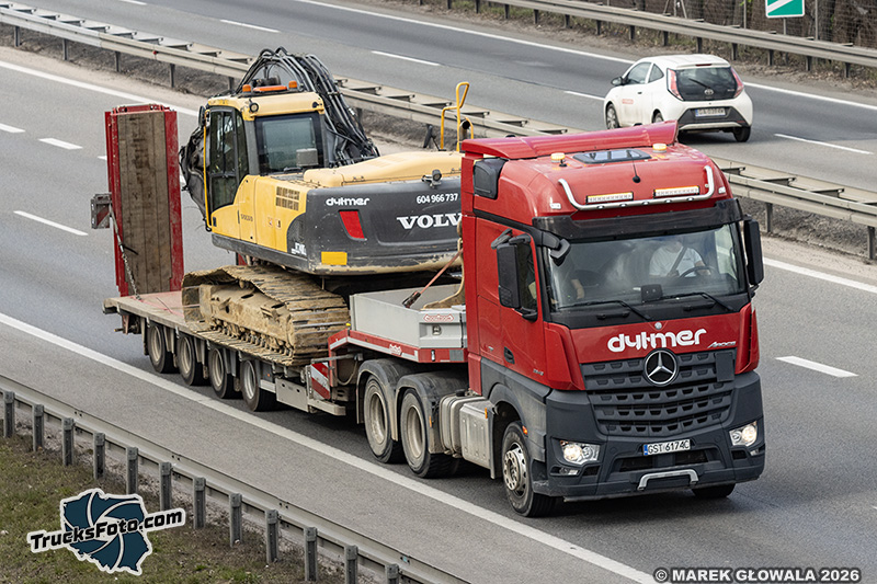 Mercedes-Benz Arocs - Dytmer.jpg