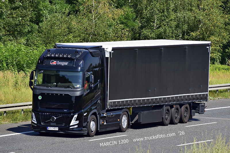 _DSC36841 (60) BOGER-crop-VOLVO FH AERO.JPG