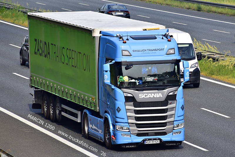 _DSC9688 SMALUCH TRANSPORT-crop-SCANIA S450.JPG