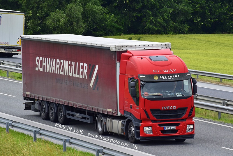 _DSC8519 B&S TRANS-crop-IVECO STRALIS.JPG