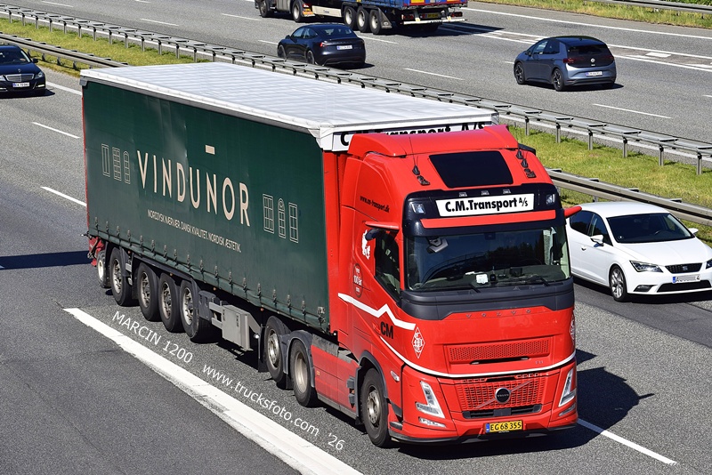 _DSC2531 C.M.TRANSPORT CMTRANSPORT-crop-VOLVO FH AERO.JPG