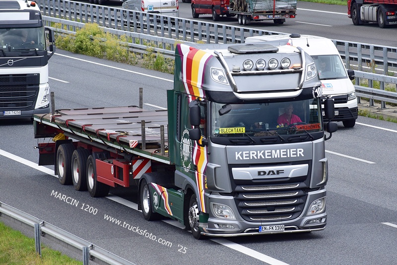 _DSC7902 KERKEMEIER-crop-DAF XF 106 II.JPG