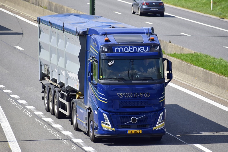 _DSC6315 MATHIEU-crop-VOLVO FH AERO.JPG