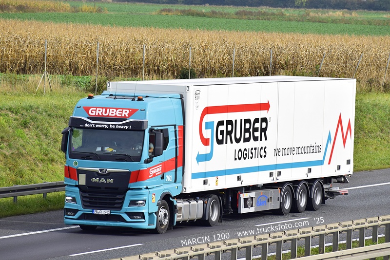 _DSC2693 GRUBER-crop-MAN TGX II.JPG