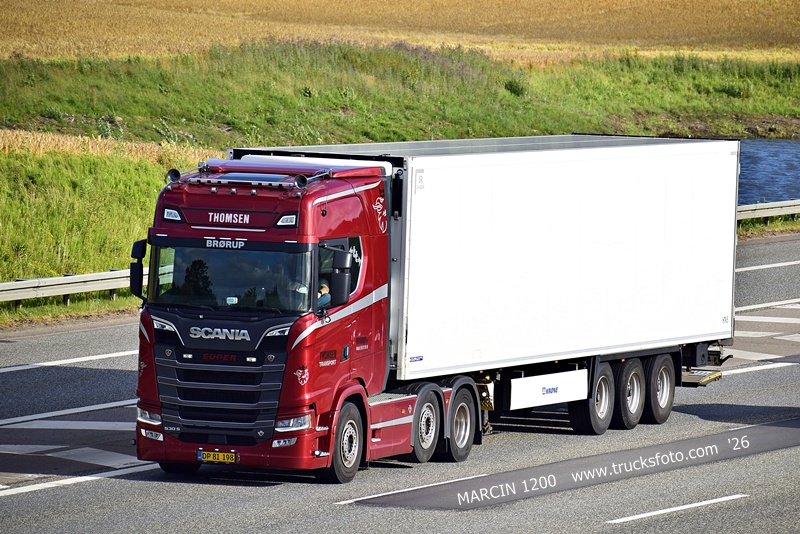 _DSC0332 THOMSEN-crop-SCANIA S530 V8.JPG