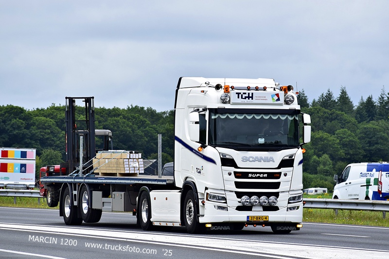 _DSC0179 TGH-crop-SCANIA R NG.JPG