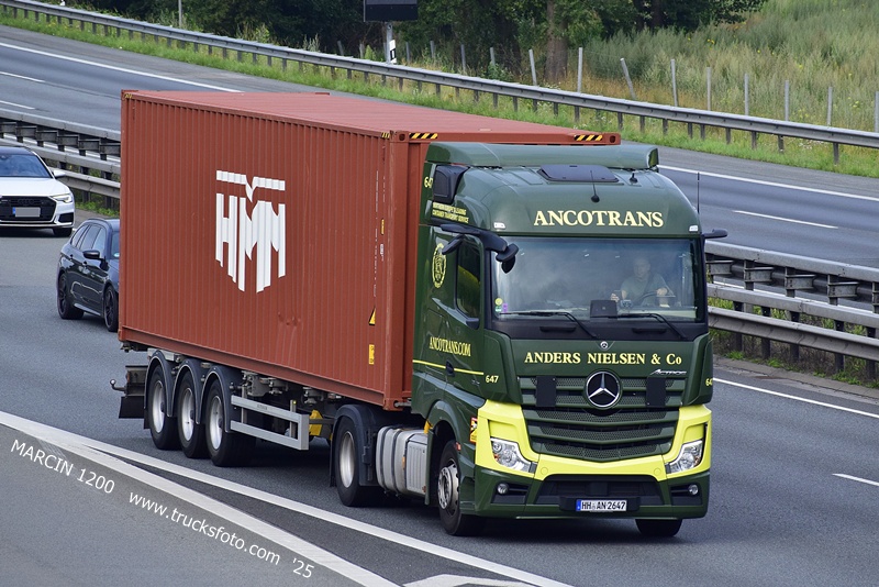 _DSC8527 ANCOTRANS-crop-ACTROS MP5.JPG