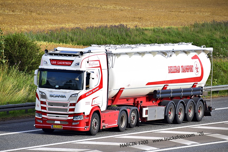 _DSC0340 LEO LAUSTSEN-crop-SCANIA R650 V8 NG.JPG