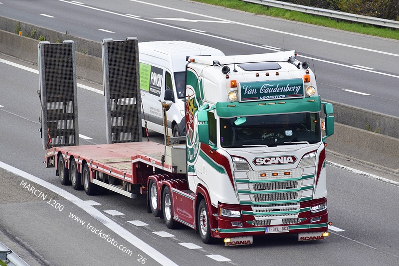 _DSC5719 VAN CAUDENBERG-crop-SCANIA S.JPG