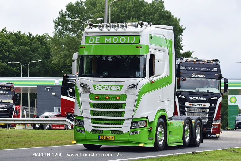 _DSC9808 DE MOOIJ-crop-SCANIA S.JPG