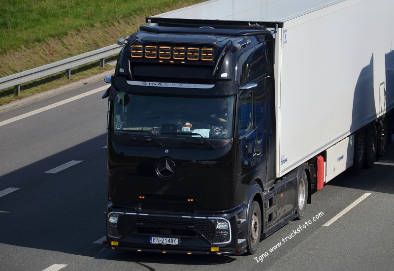 mbactros.JPG