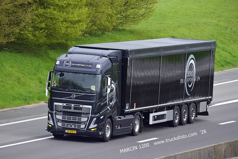 _DSC5479 JDG TRANSPORT & ZN-crop-VOLVO FH5.JPG