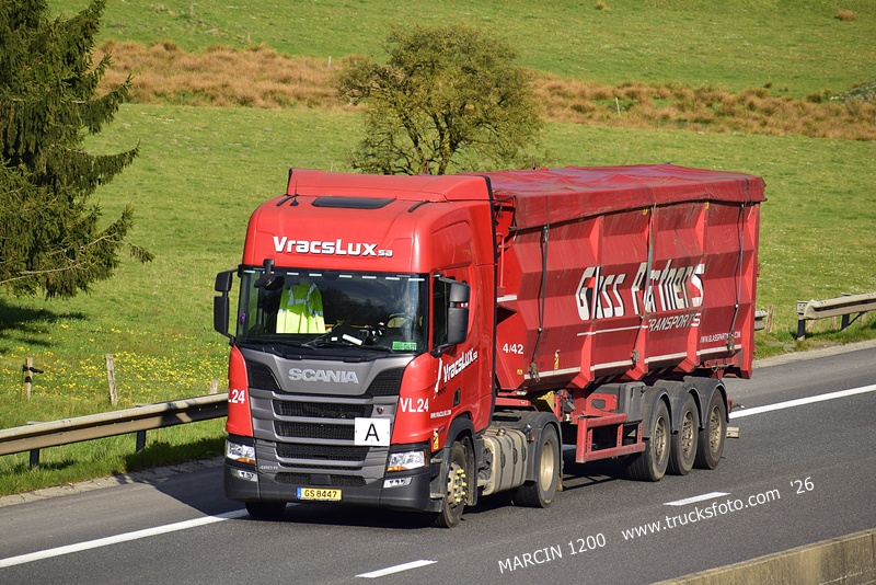 _DSC6784 VRACSLUX SA GLASS PARTNERS-crop-SCANIA R NG.JPG