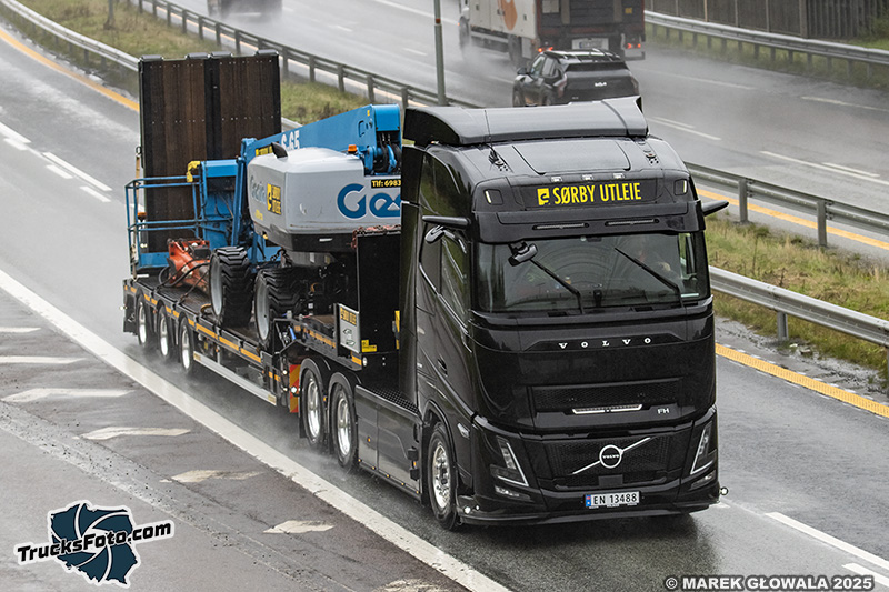 Volvo FH Aero Electric Elektryk Sorby Utleie.jpg