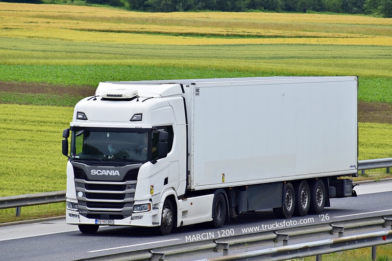 _DSC8668 DDM COMPANY-crop-SCANIA R450 NG.JPG